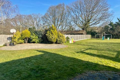 4 bedroom detached bungalow for sale, St Annes Road, Mountnessing, Brentwood, CM15