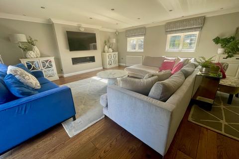 4 bedroom detached bungalow for sale, St Annes Road, Mountnessing, Brentwood, CM15