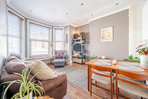 1 bedroom flat for sale, Elm Grove, Hampshire PO5