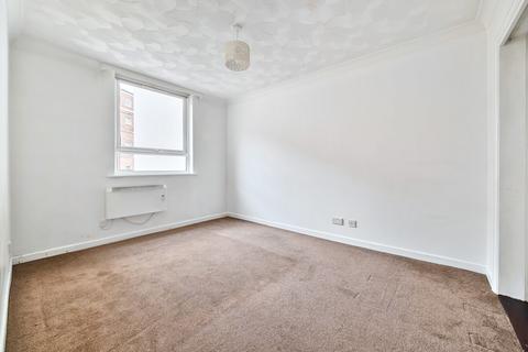 2 bedroom flat for sale, Cecil Place, Hampshire PO5