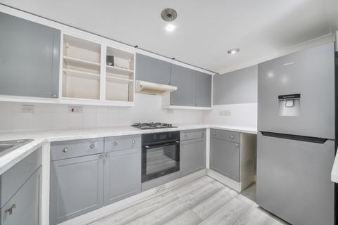 2 bedroom flat for sale, Auckland Road East, Hampshire PO5