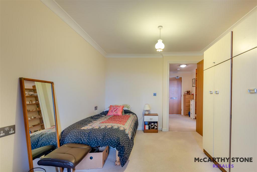 8625089-interior02.jpg
