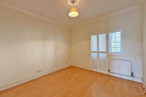 Flat 3, Rosemorran Bishops Road, St Ives, TR26 2BY