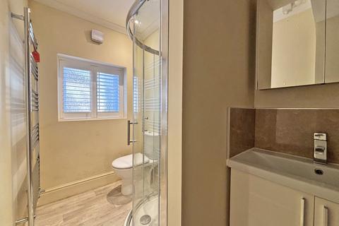 Flat 3, Rosemorran Bishops Road, St Ives, TR26 2BY