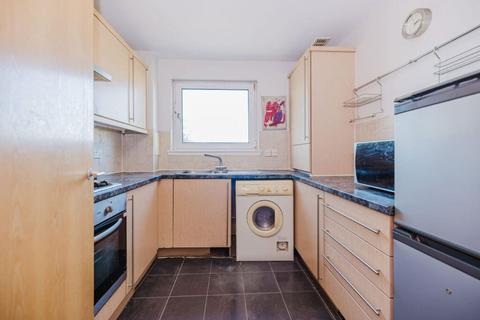 undefined, 0890L Saughton Mains Street, Edinburgh, EH11 3HH