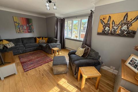 3 bedroom detached house for sale, Carlton Avenue, Broadstairs CT10