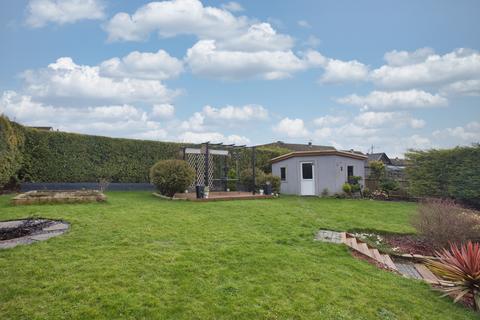 8 Park View, Folkestone, CT19 6HR