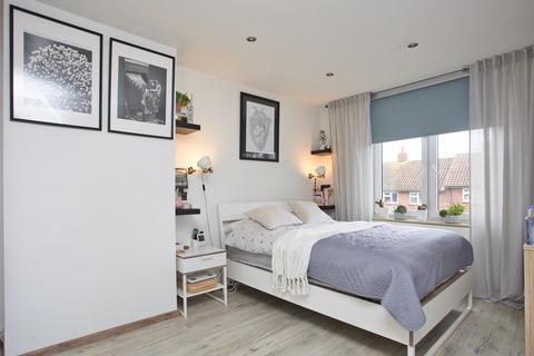 8 Park View, Folkestone, CT19 6HR