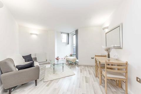 1 bedroom flat to rent, Martello Street, London E8