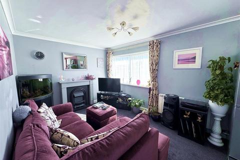 2 bedroom apartment for sale, Marine Court, Wheal Leisure, Perranporth