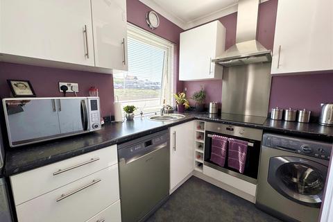 2 bedroom apartment for sale, Marine Court, Wheal Leisure, Perranporth
