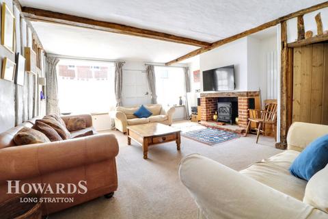 undefined, London Road, Harleston