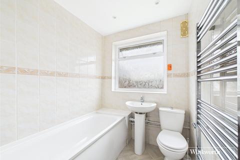 98 Honeypot Lane, London, NW9 9QX