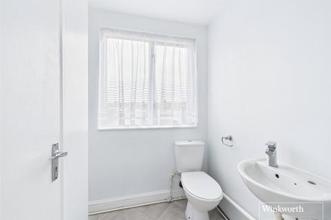 98 Honeypot Lane, London, NW9 9QX