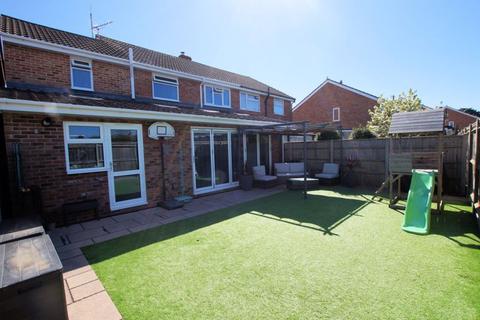 7 Castle View Road, Portchester, Fareham, PO16 9LA