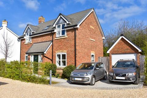 Nursery Grove, Pennington, Lymington, SO41