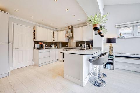 7 Ramshaw Drive, Chelmsford, CM2 6US