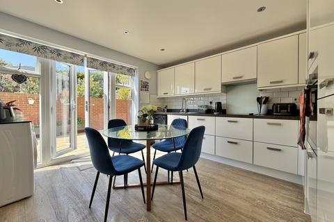 48 Old Quarry Drive, Exminster, Exeter, EX6 8FE