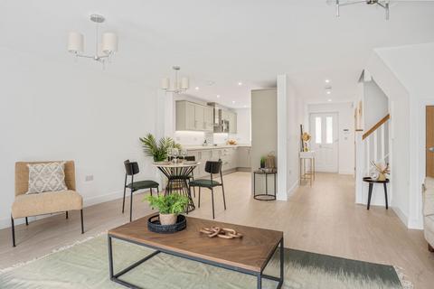 3 bedroom semi-detached house for sale, Cambridge Road, Sawbridgeworth CM21