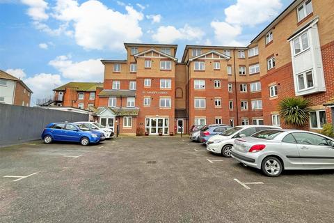 1 bedroom flat for sale, Beach Avenue, Birchington, Kent