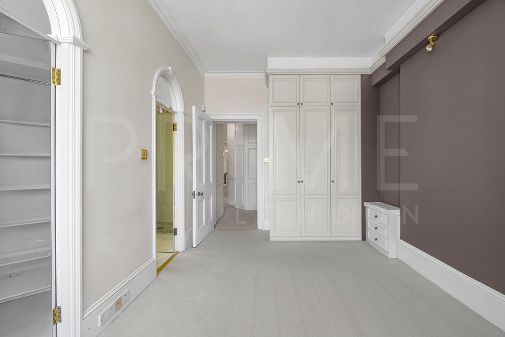 BEDROOM1c (11).jpg