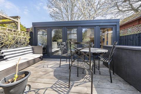 4 bedroom semi-detached house for sale, Niton Road, Richmond