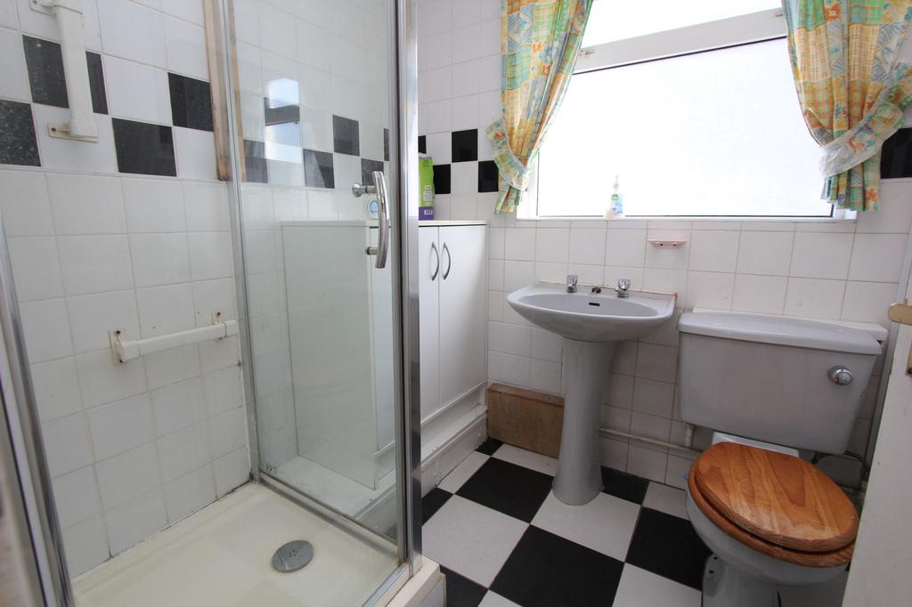 Shower Room WC