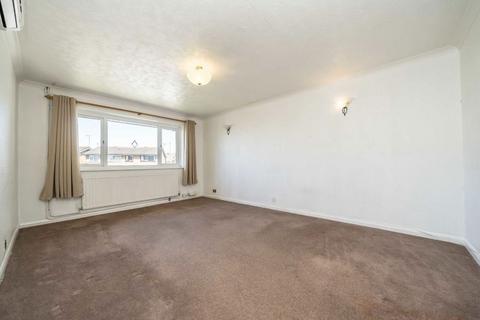 2 bedroom maisonette for sale, Littleton Road, Ashford TW15