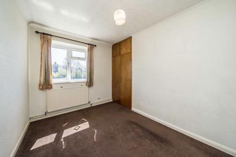 2 bedroom maisonette for sale, Littleton Road, Ashford TW15