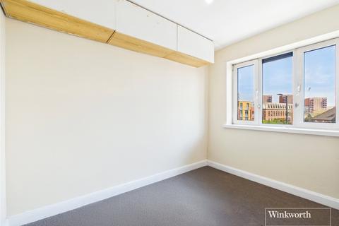 3 bedroom apartment to rent, Harrow View, Harrow HA2
