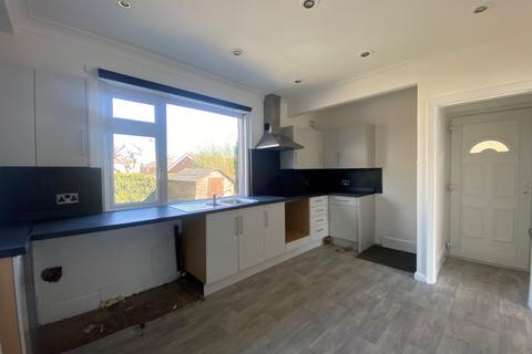 3 bedroom semi-detached house for sale, Cleckheaton Road, Low Moor, Bradford, BD12