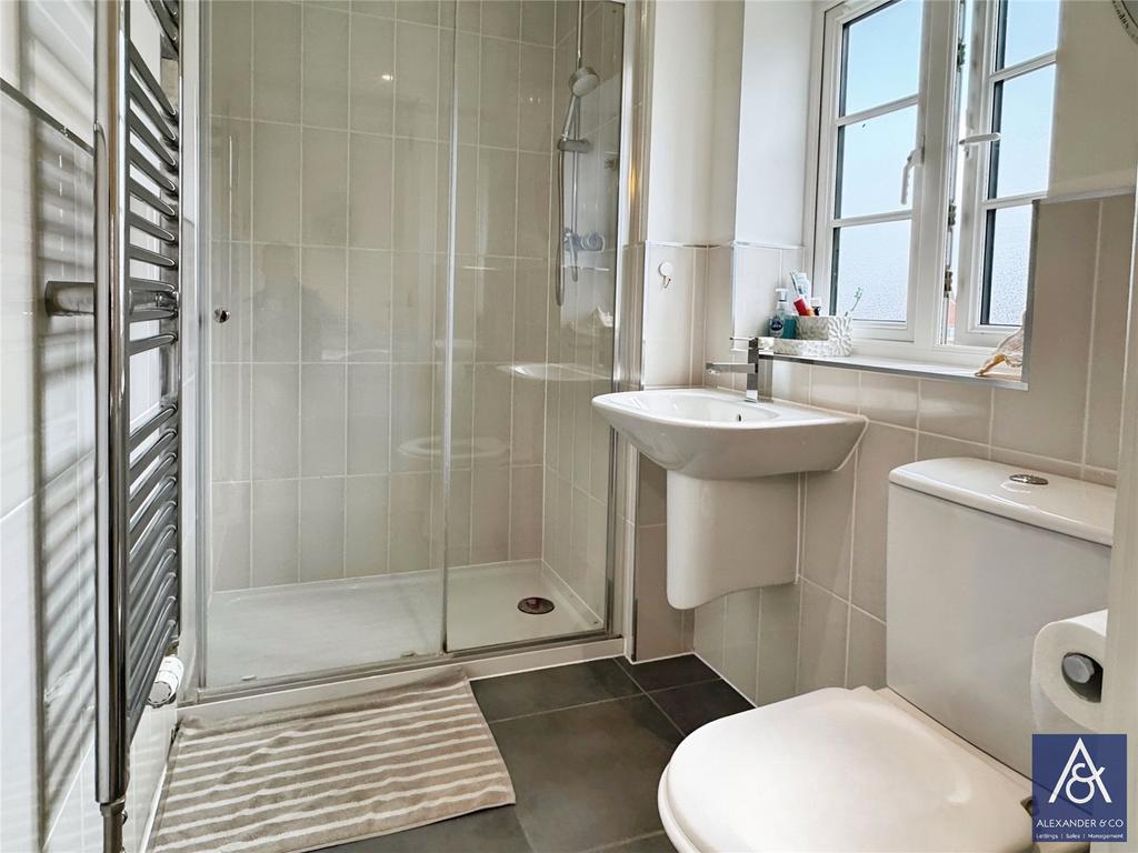 En-Suite Shower