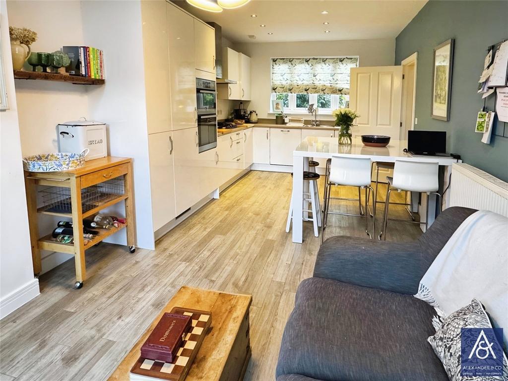 Kitchen/Breakfast