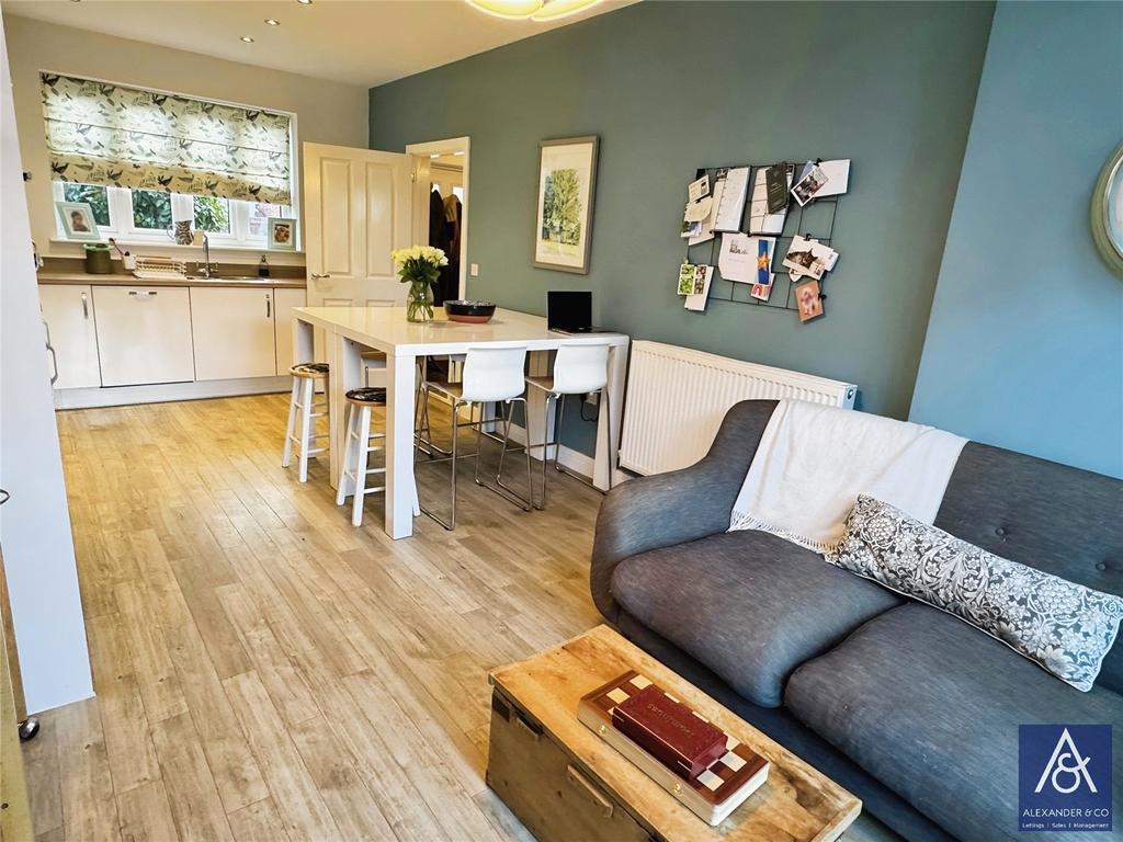 Kitchen/Breakfast
