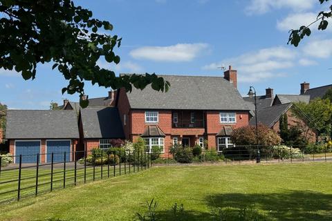 5 bedroom detached house for sale, Springwater Drive, Crewe CW2
