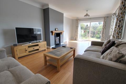 4 bedroom house for sale, HAWTHORN ROAD, HORNDEAN