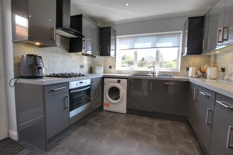 4 bedroom house for sale, HAWTHORN ROAD, HORNDEAN