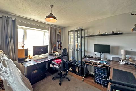 50 Bull Lane, Wombourne, Wolverhampton, WV5 9BZ