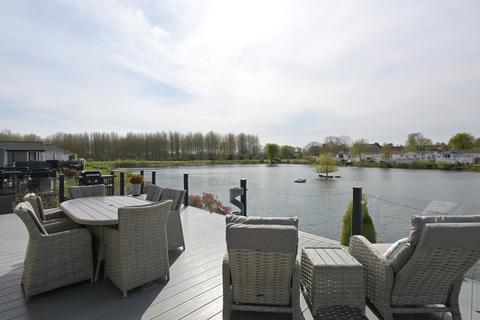 2 bedroom park home for sale, Peterborough, Cambridgeshire, PE8
