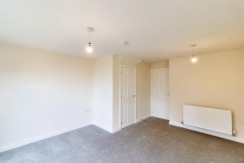 3 bedroom semi-detached house to rent, Cramlington NE23
