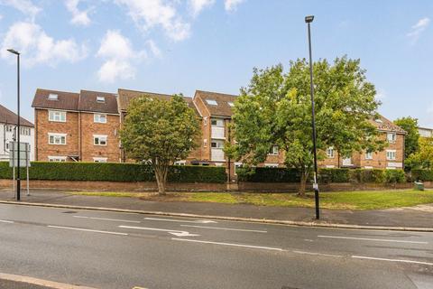 2 bedroom flat for sale, Lampton Road, Hounslow TW3