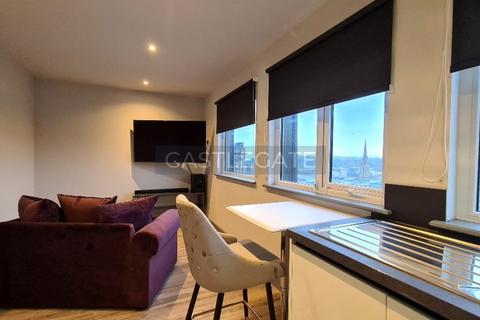 Studio to rent, Renaissance Works, New Street, Huddersfield, HD1 2AT