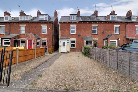 9 Avenue Terrace, Stonehouse, GL10 3RE