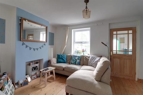 9 Avenue Terrace, Stonehouse, GL10 3RE