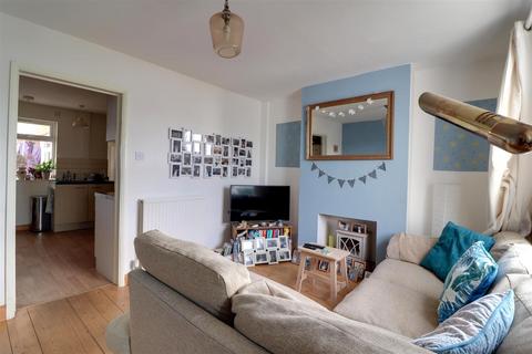 9 Avenue Terrace, Stonehouse, GL10 3RE