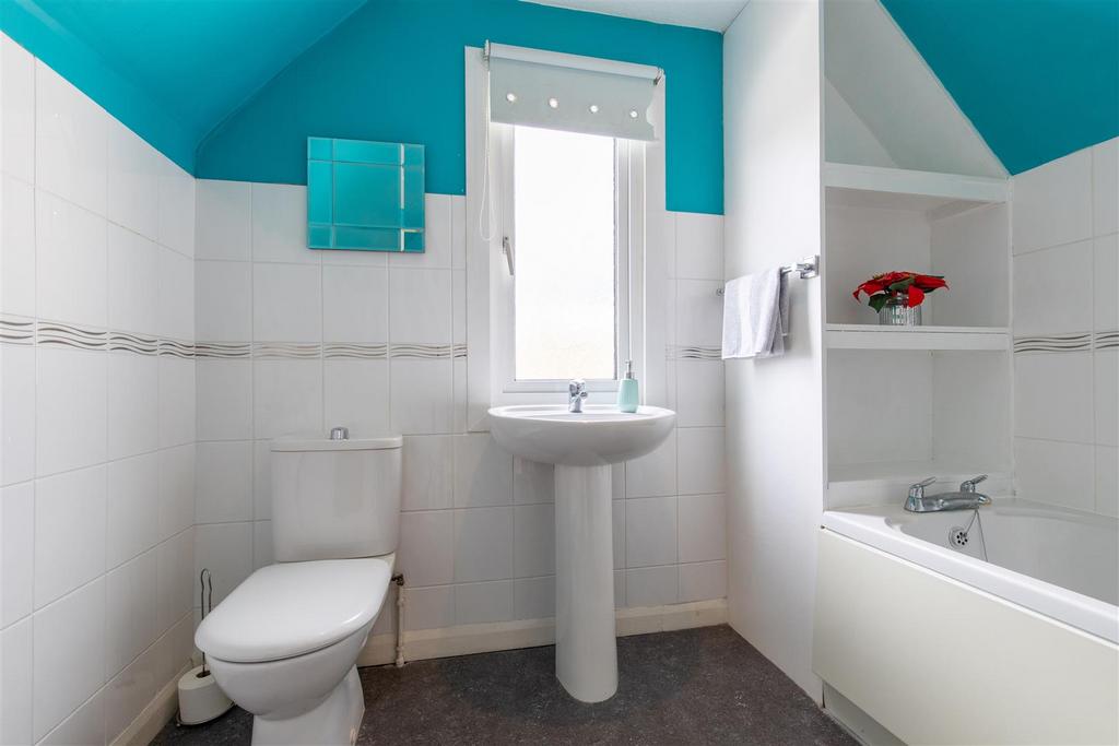 Bathroom.jpg
