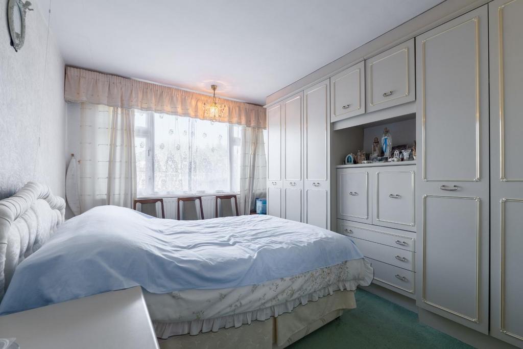 Bedrooms-3.jpg