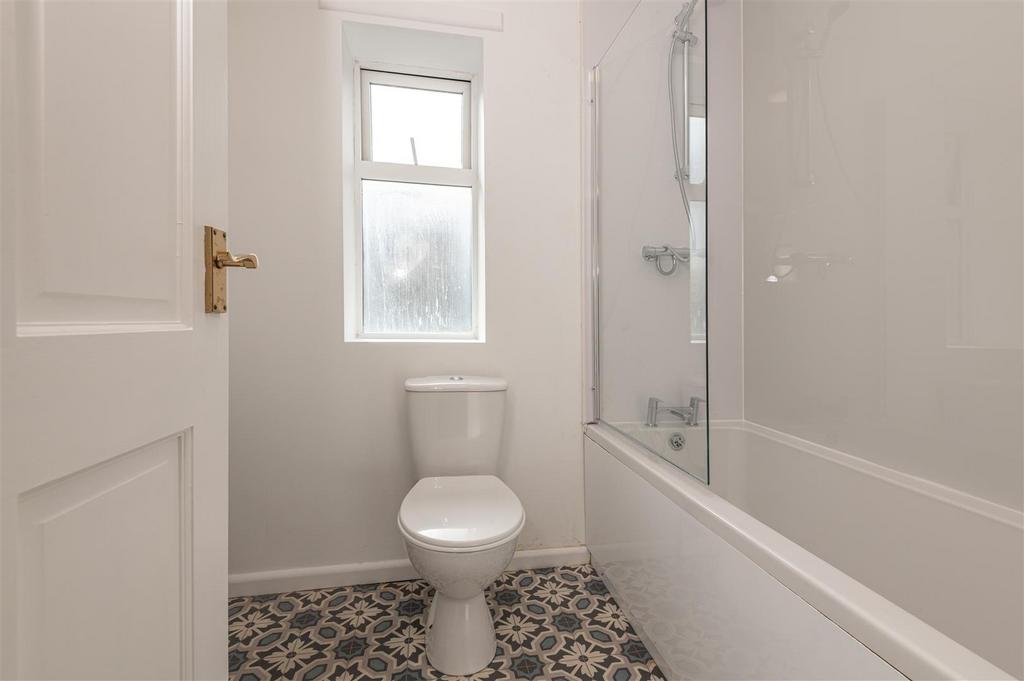 17 - 21 Saville Road HX5 0 LA.jpg
