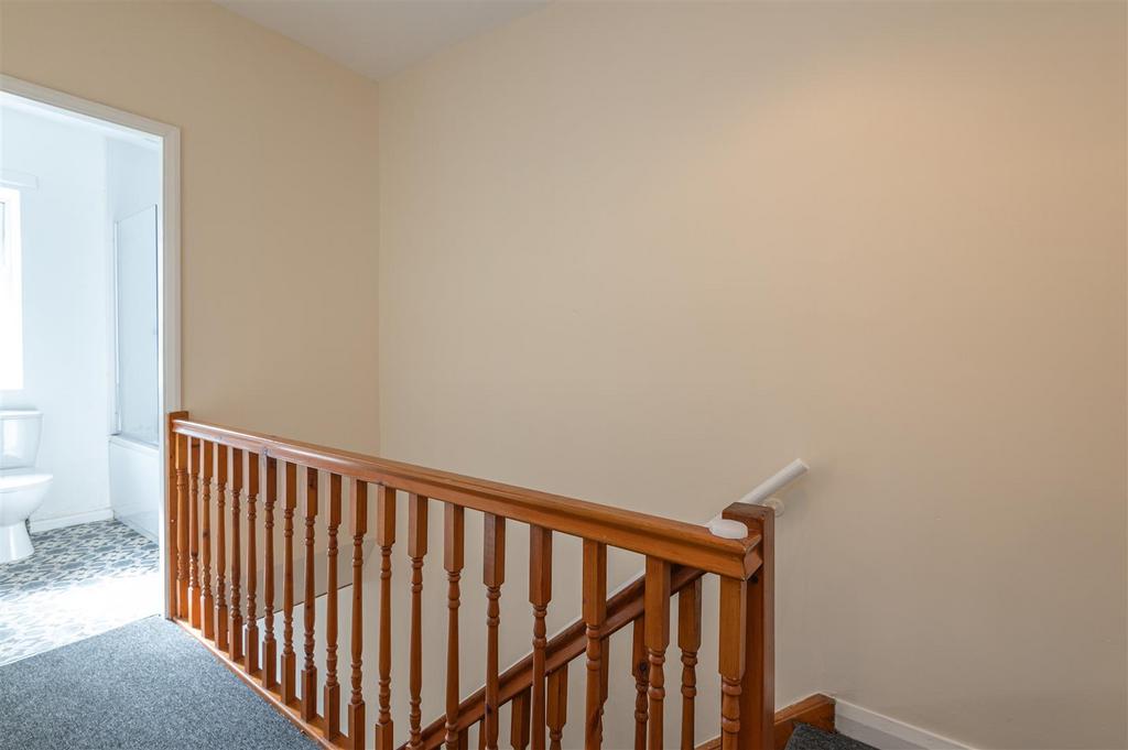 13 - 21 Saville Road HX5 0 LA.jpg