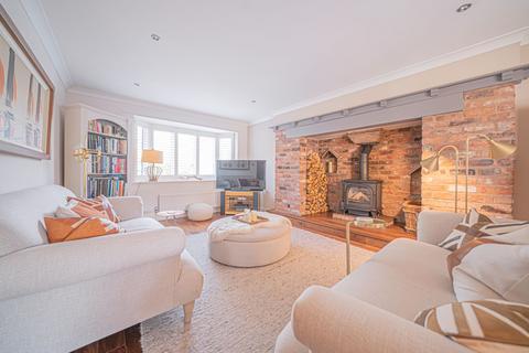 20 Saintbury Drive, Solihull, B91 3SZ